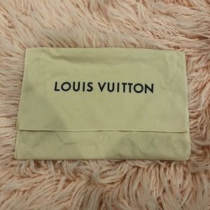 100% Authentic Louis Vuitton Dust Bag